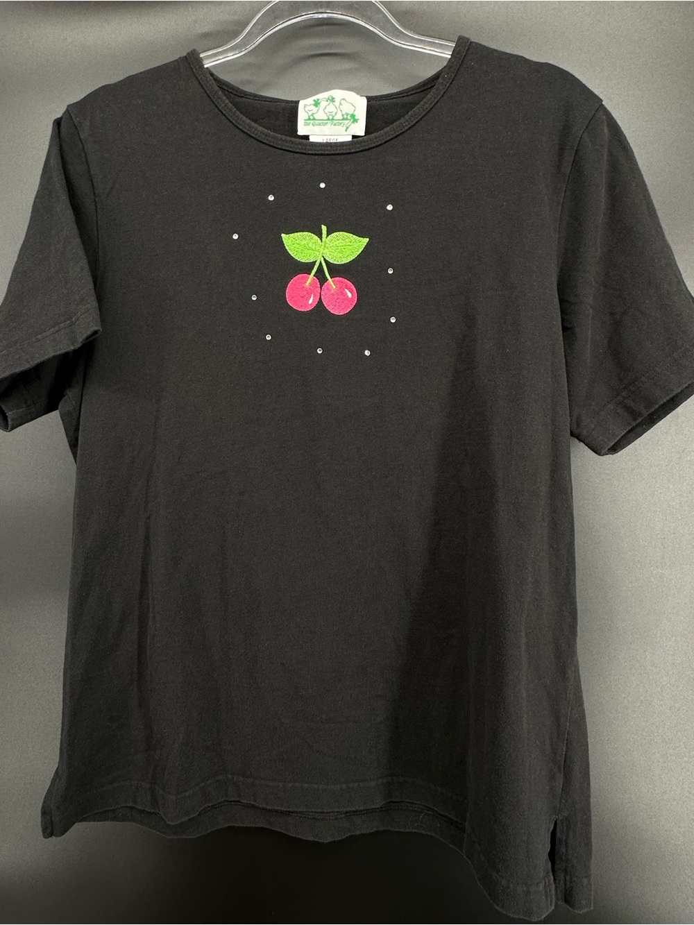 Quacker Factory Size Large Black Cherry Short-Sleeve Tee Embroidered